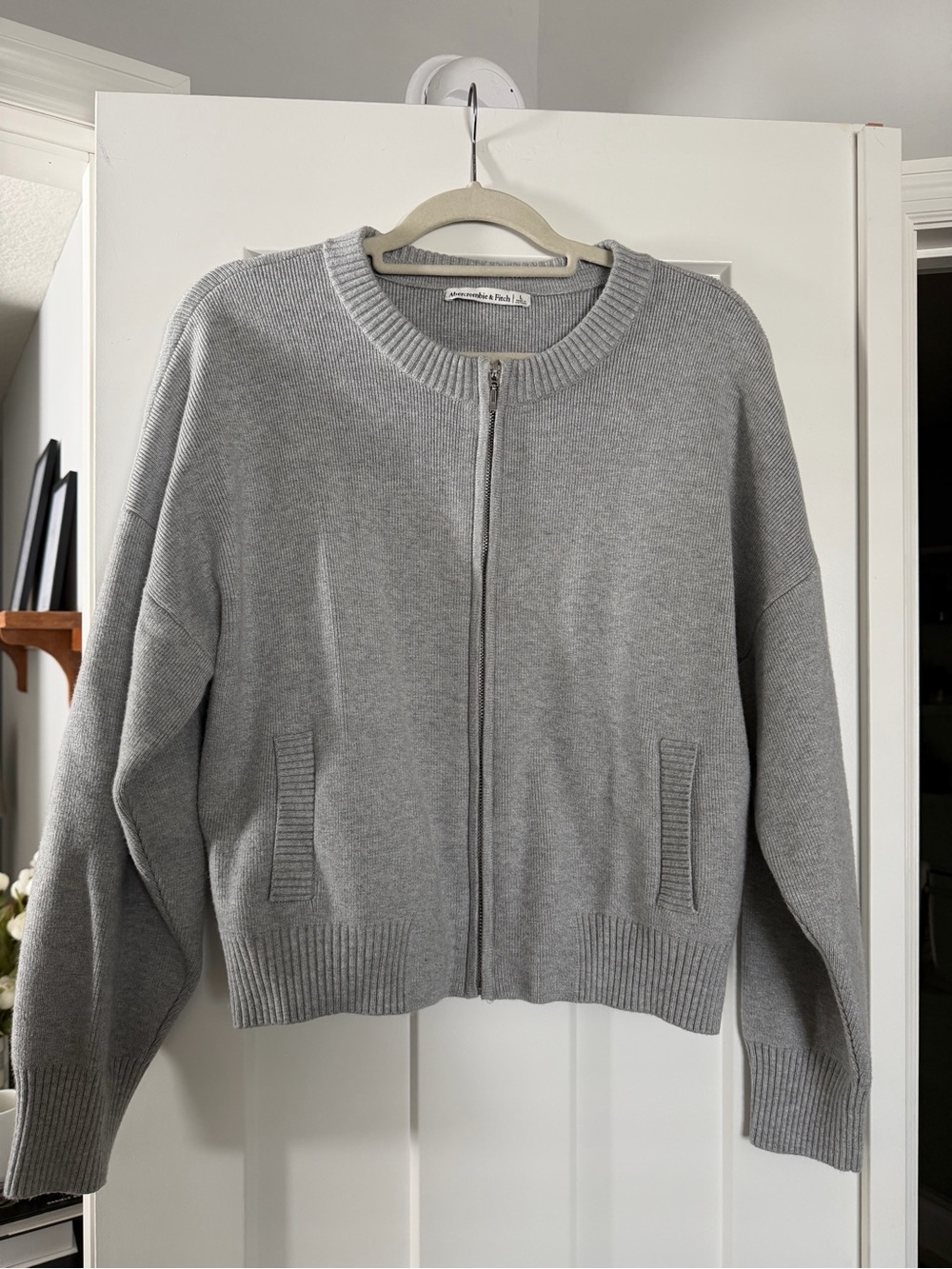 Abercrombie & Fitch Light Gray Ribbed Zip Sweater